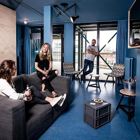 Dock Inn Hostel Warnemuende รอสต็อค ภายนอก รูปภาพ